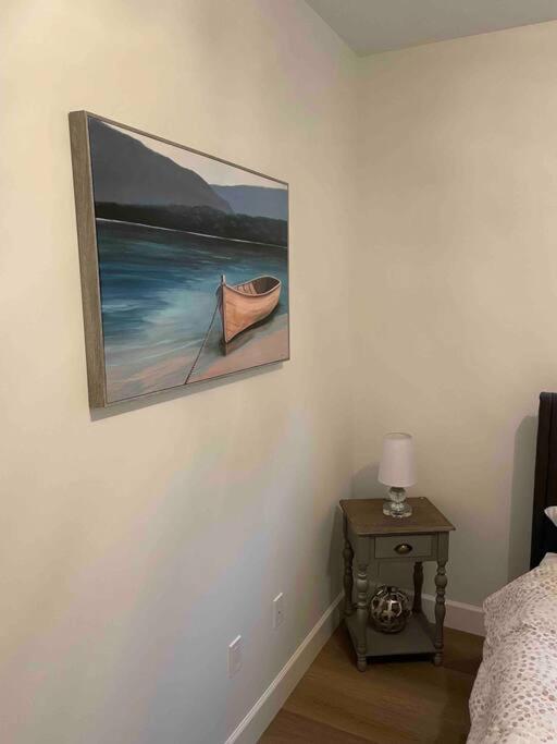 Adorable 1 Bedroom Suite- A Skip To Galloping Goose Victoria Zewnętrze zdjęcie